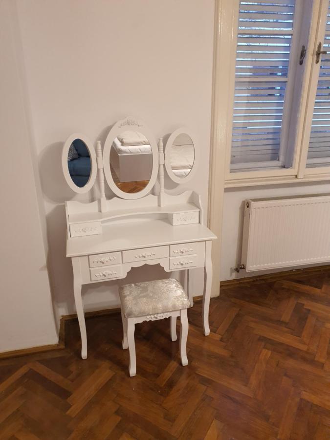 Apartament Enescu Тимишоара Экстерьер фото